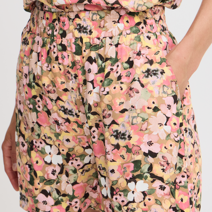 BYmmJoella Shorts - Coral