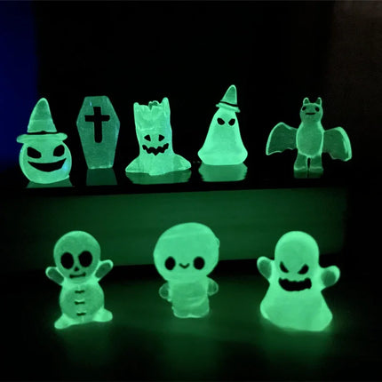 8pcs Luminous Action Figures Glow in Dark Mini Coffin Pumpkin Bat Ghost Skull Mummy Micro Landscape Miniature for Home Decor