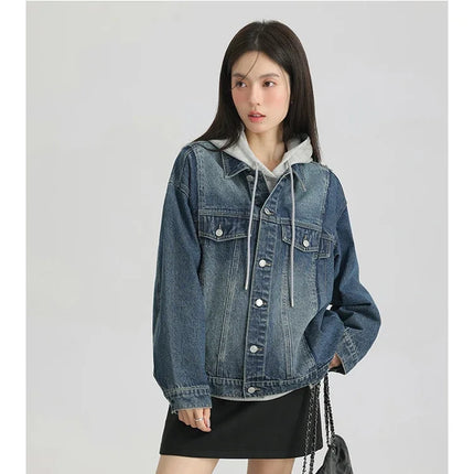 Women Retro Washed Denim Jacket Spring 2025 Oversized Drop Shoulder Loose Fit Casual Fashionable Lapel Collar Chic Jean Coat