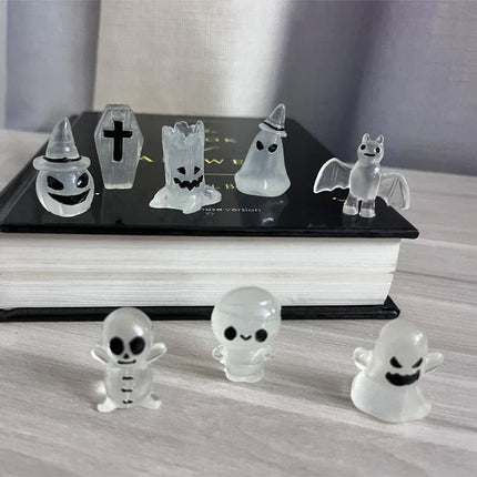 8pcs Luminous Action Figures Glow in Dark Mini Coffin Pumpkin Bat Ghost Skull Mummy Micro Landscape Miniature for Home Decor