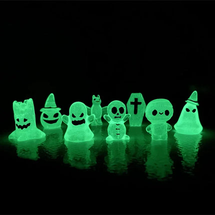 8pcs Luminous Action Figures Glow in Dark Mini Coffin Pumpkin Bat Ghost Skull Mummy Micro Landscape Miniature for Home Decor
