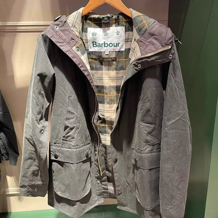 B@r Bedale Hooded Model
