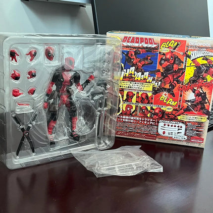 Yamaguchi Revoltech EPIC Deadpool Action Figure Ultimate X-Men Deadpool Super Hero Figure Toys Collectible Model Doll Gifts