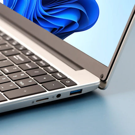 16.1 Inch Gaming Laptop Dual Screen Touch I7 CPU 16GB + 1TB Laptop with 2K Resolution 60hz Refresh Rate