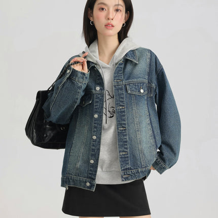 Women Retro Washed Denim Jacket Spring 2025 Oversized Drop Shoulder Loose Fit Casual Fashionable Lapel Collar Chic Jean Coat