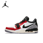 CD7069-106 / EUR42 26.5CM