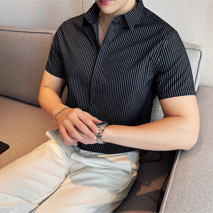 2024 Summer Fashion Vertical Striped Shirts Luxury Men's Hidden Button Short Sleeved Slim Fit Casual Business Shirt Men Clothing
