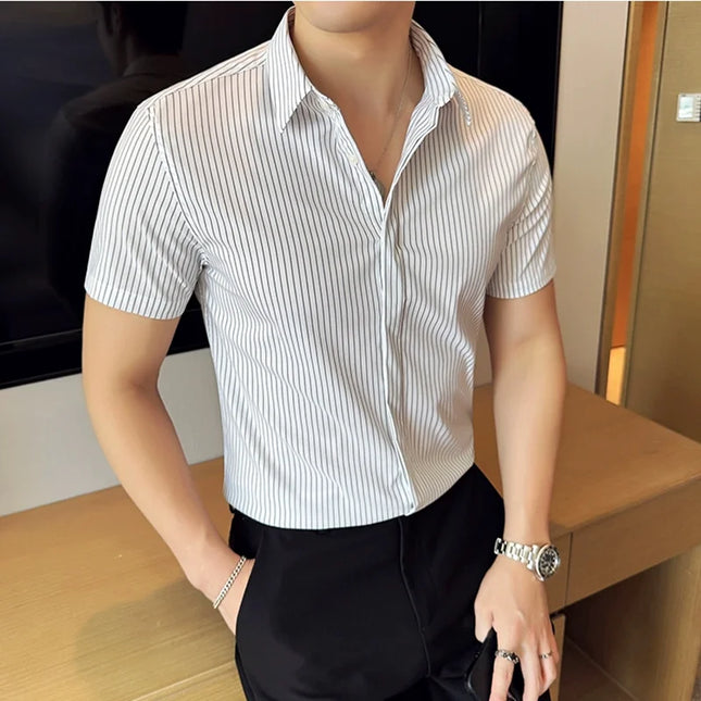 2024 Summer Fashion Vertical Striped Shirts Luxury Men's Hidden Button Short Sleeved Slim Fit Casual Business Shirt Men Clothing