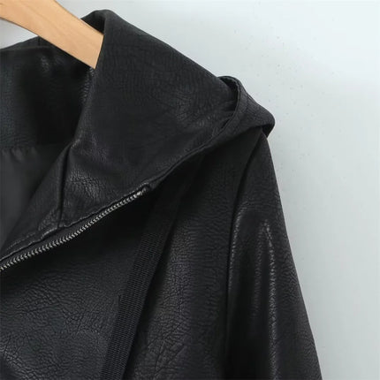 Autumn 2024 new women's fashion casual Joker temperament commuting slim zipper hooded leather jacket.