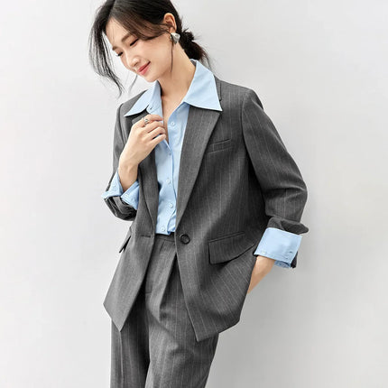SENTUBILA Pure Cotton Denim Jacket Women 2025 Spring Autumn Outerwear Round Neck Pockets Cropped Jeans Coat Womans W41W53402
