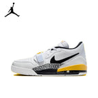 CD7069-107 / EUR40.5 25.5CM