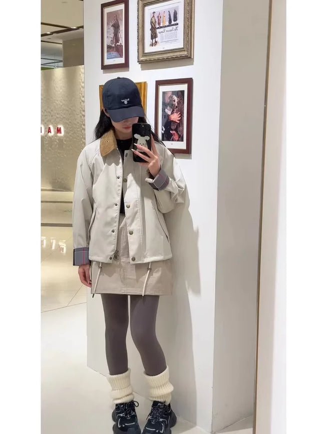 B@r Sofie Women's Wax-Free Short Waterproof Windbreaker Jacket