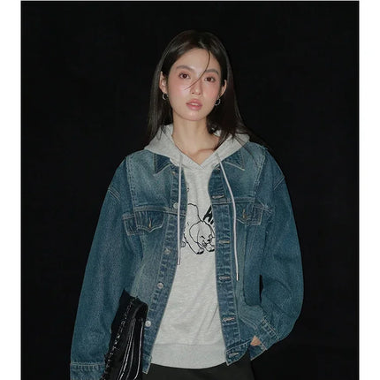 Women Retro Washed Denim Jacket Spring 2025 Oversized Drop Shoulder Loose Fit Casual Fashionable Lapel Collar Chic Jean Coat