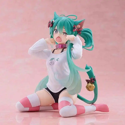TAITO Original Vocaloid Hatsune Miku Cat Ear Design Pvc Action Figure Anime Peripheral Collectable Model Decorative Ornamen Toy