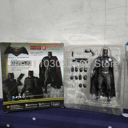 Harley Quinn Batman Action Figure Disney Mafex 015 Joker Heath Ledger The Dark Knight Collectible Toy Christmas Halloween Gift