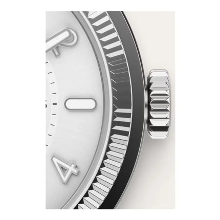 Withings Scanwatch Nova Brilliant - watch with ECG, heart rate, SPO2 and temperature measurement, as well as physical activity and sleep measurement (39 mm, titanium grey)